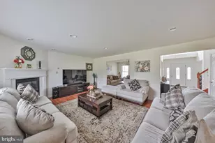 42 Louis Cir, Drums, PA 18222 - Photo 10