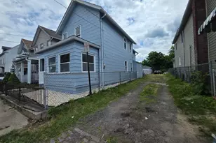14 Green St, Ashley, PA 18706 - Photo 2