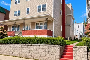 417 W Broad St, Hazleton, PA 07849 - Photo 2