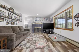 69 N Old Turnpike Rd, Drums, PA 18222 - Photo 12