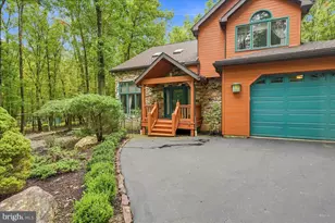 584 S Huron Circle, Hazleton, PA 18202 - Photo 8