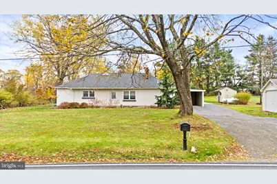 1215 Country Club Road, Clarks Summit, PA 18411 - Photo 4