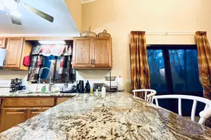 149 Livingston Ln, Gouldsboro, PA 18424 - Photo 6