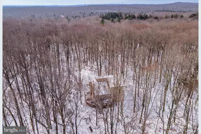 178 Cardinal Drive, Gouldsboro, PA 18424 - Photo 2