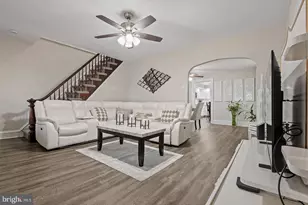 532 Eynon St, Scranton, PA 18504 - Photo 4