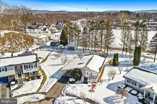 107 Stonecrest Dr, Moosic, PA 18507 - Photo 40