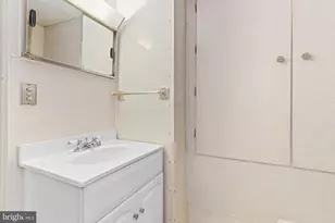 107 Stonecrest Dr, Moosic, PA 18507 - Photo 28