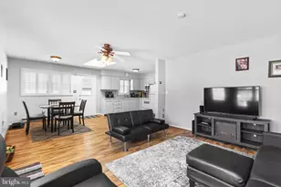 107 Stonecrest Dr, Moosic, PA 18507 - Photo 8