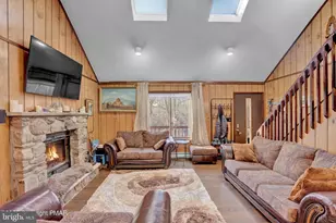 72 E Creek View Dr, Gouldsboro, PA 18424 - Photo 4