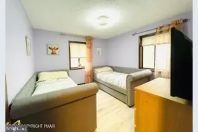 72 East Creekview Dr, Gouldsboro, PA 18424 - Photo 14