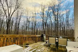 19 Livingston Ln, Gouldsboro, PA 18424 - Photo 24