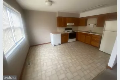 1312 Clay Avenue #1L, Dunmore, PA 18510 - Photo 2