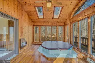 2315 LC Larsen Dr, Gouldsboro, PA 18424 - Photo 12