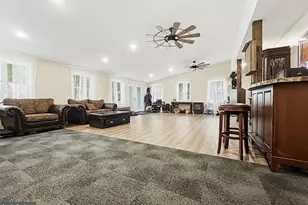 72 Creek View Dr E, Gouldsboro, PA 18424 - Photo 12