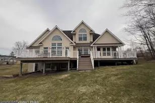 355 Washington Rd, Greenfield Township, PA 18407 - Photo 2