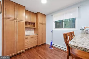 107 W Creek View Dr, Gouldsboro, PA 18424 - Photo 6