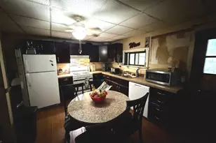 632 E Lackawanna Ave, Olyphant, PA 18447 - Photo 16
