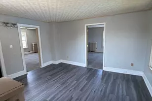 100 Rose Ln, Old Forge, PA 18518 - Photo 2