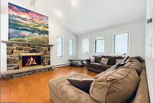 65 Livingston Ln, Gouldsboro, PA 18424 - Photo 6