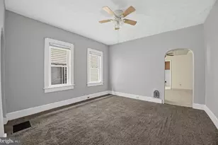 1124 1/2 W Locust St, Scranton, PA 18504 - Photo 12