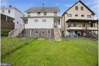 1124 1/2 W Locust Street #2, Scranton, PA 18504 - Photo 4