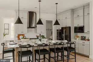 300 Pearl Ln, Gilbertsville, PA 19525 - Photo 12