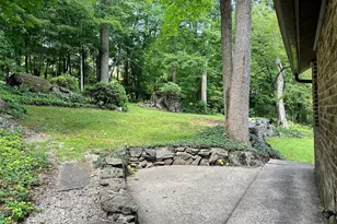 2848 Swamp Creek Rd, Green Lane, PA 18054 - Photo 12