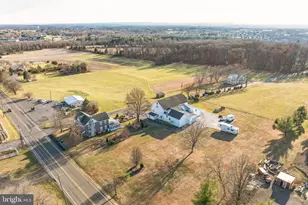 411 Swamp Pike, Schwenksville, PA 19473 - Photo 2