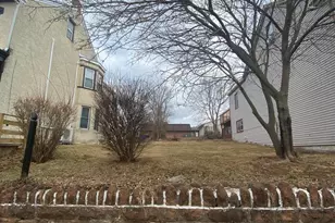 651 Walnut St, Pottstown, PA 19464 - Photo 2