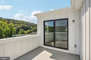 920 Riverplace Dr, Conshohocken, PA 19428 - Photo 40