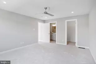 920 Riverplace Dr, Conshohocken, PA 19428 - Photo 28