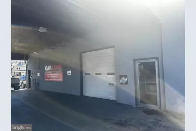 1082 Dekalb Street, Bridgeport, PA 19405 - Photo 2