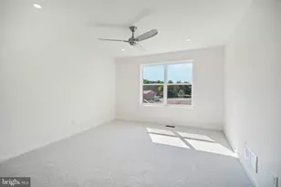 919 Riverplace Dr, Conshohocken, PA 19428 - Photo 26