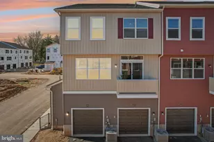 1842 Arbor Pl Dr, Norristown, PA 19401 - Photo 32