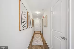 1842 Arbor Pl Dr, Norristown, PA 19401 - Photo 2