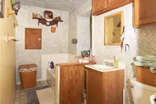 1025 Reihman Rd, Green Lane, PA 18054 - Photo 16