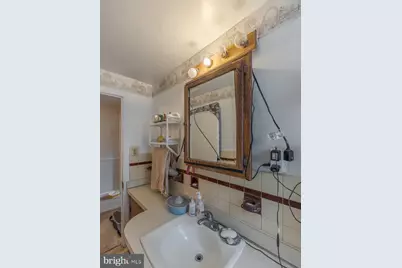 909 Noble Street, Norristown, PA 19401 - Photo 18