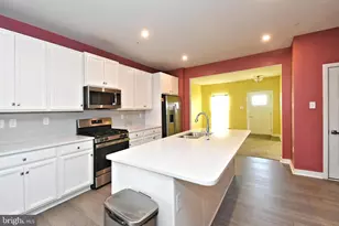 8043 Milltown Cir, Cheltenham, PA 19012 - Photo 10