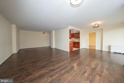 1001 City Avenue #EE-1026, Wynnewood, PA 19096 - Photo 10