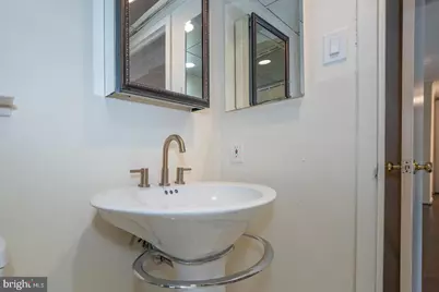 1001 City Avenue #EE-1026, Wynnewood, PA 19096 - Photo 36