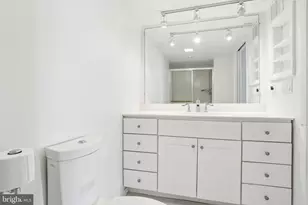 10306 Valley Forge Cir, King of Prussia, PA 19406 - Photo 28