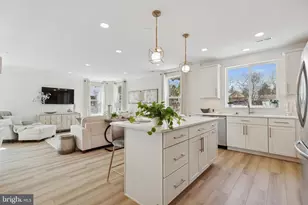 245 Chapel Ct, Norristown, PA 19401 - Photo 16