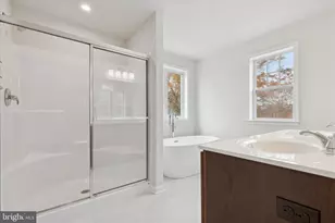 2803 N Charlotte St, Gilbertsville, PA 19525 - Photo 14