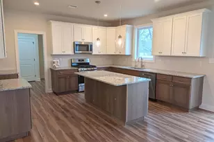 2803 N Charlotte St, Gilbertsville, PA 19525 - Photo 6