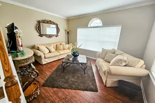 220 Hampton Green Dr, North Wales, PA 19454 - Photo 6