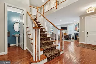 204 Pelham Ct, Flourtown, PA 19031 - Photo 2