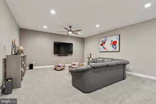 204 Pelham Ct, Flourtown, PA 19031 - Photo 32