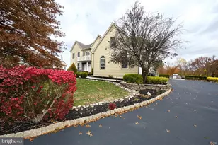 1401 Hampstead Ct, Blue Bell, PA 19422 - Photo 8