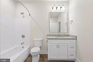 30 W Broad St, Souderton, PA 18964 - Photo 16