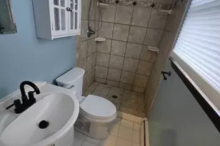 520 Deerfield Dr, Norristown, PA 19403 - Photo 32